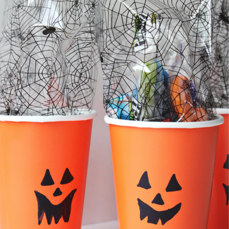 treat cups with pumpkin faces for parties