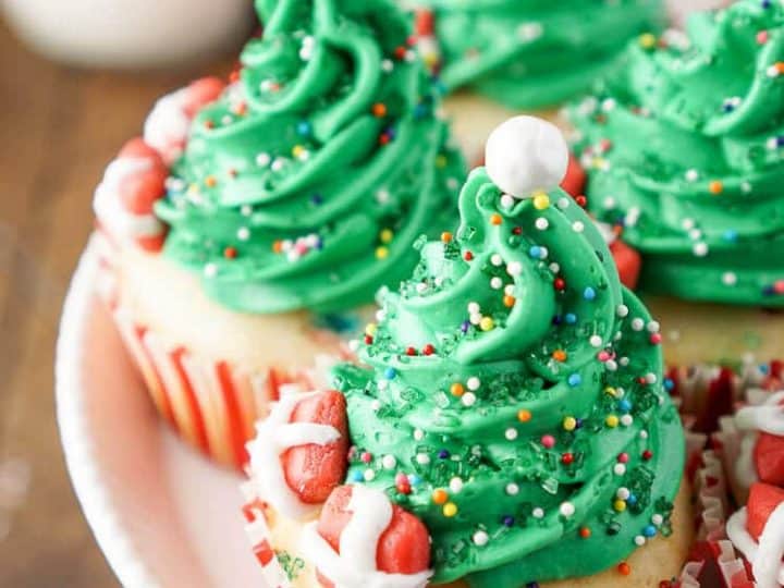 Image for Easy Christmas Tree Cupcakes