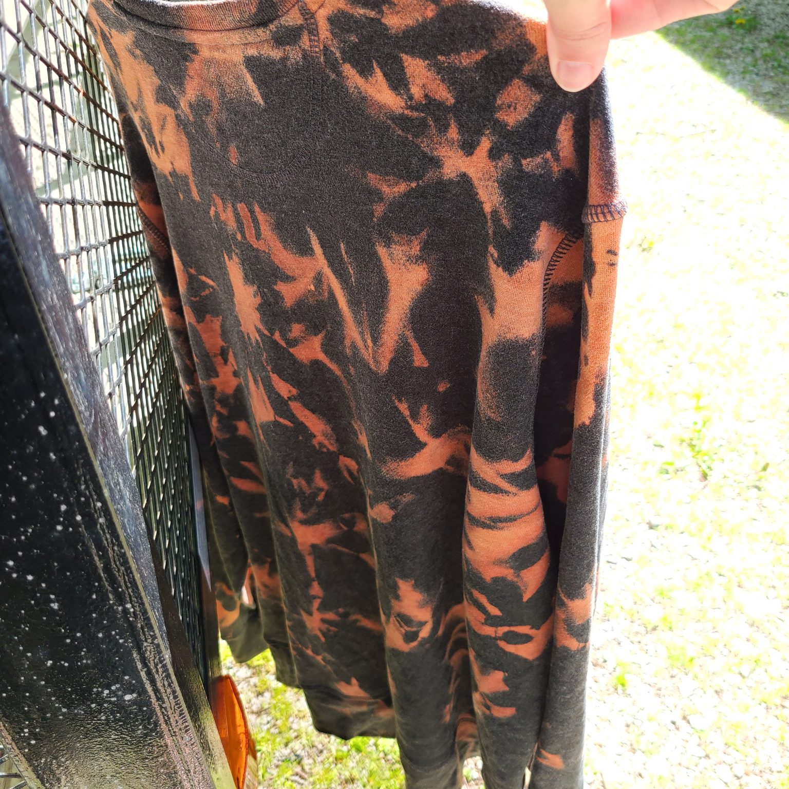bleach sweatshirt tutorial