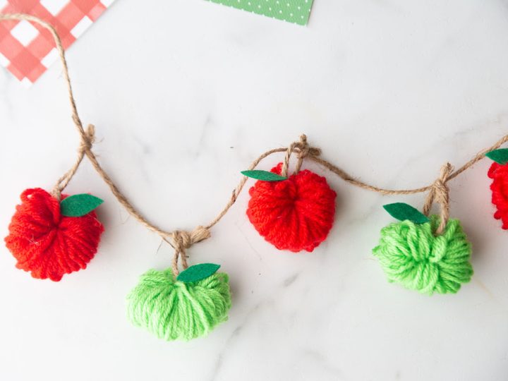 Image for Yarn Apple Garland