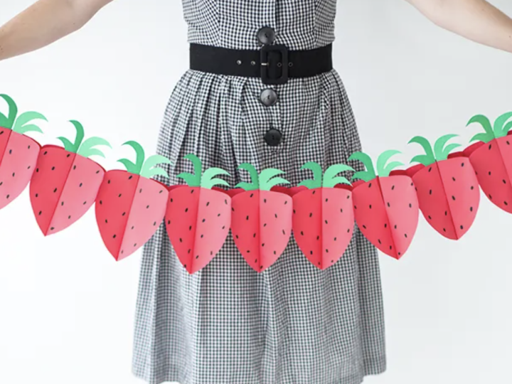 Image for DIY Foldable Paper Strawberry Garland